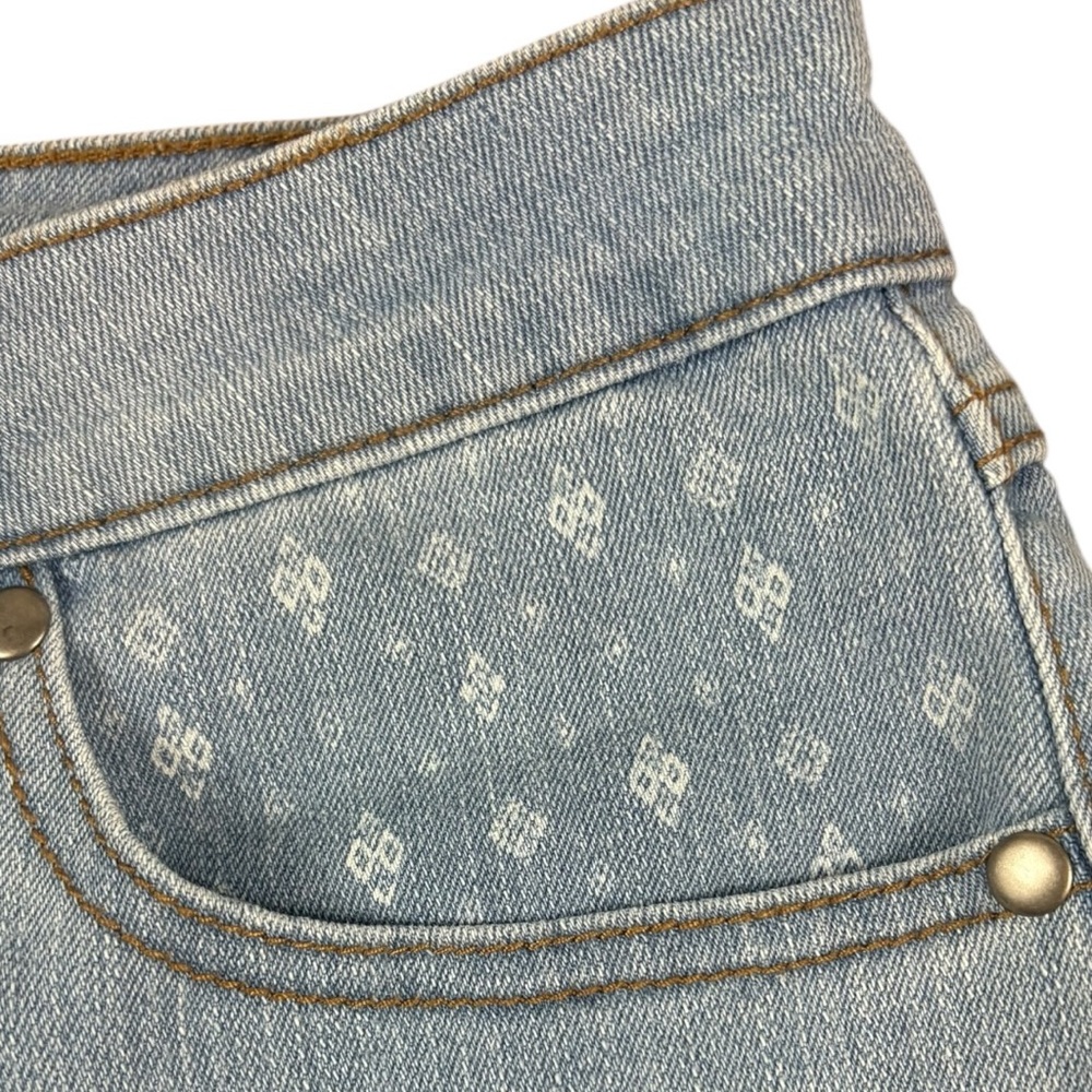 Bit & Bridle Light Wash Jean Shorts w/ White‎ Stencil Pattern on Pockets Size 16 - Picture 3 of 4
